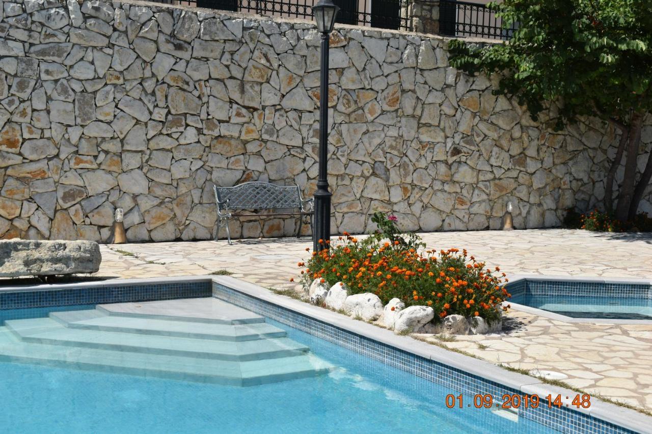 Estate Dafnopanagia Villa Magda Asprogerakata Bagian luar foto