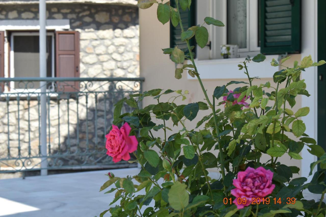 Estate Dafnopanagia Villa Magda Asprogerakata Bagian luar foto